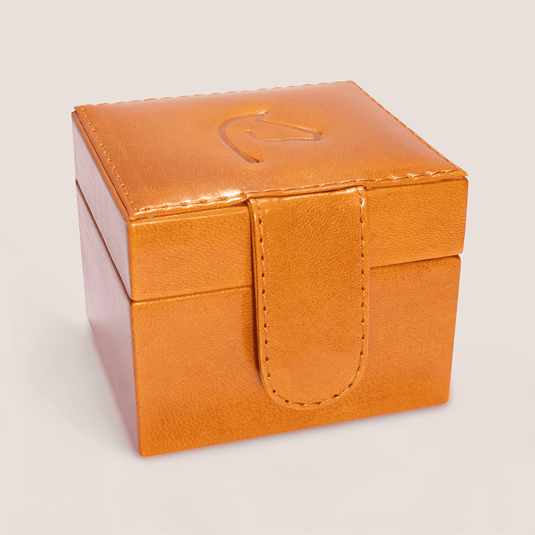 Cajas de piel con diseño ecuestre