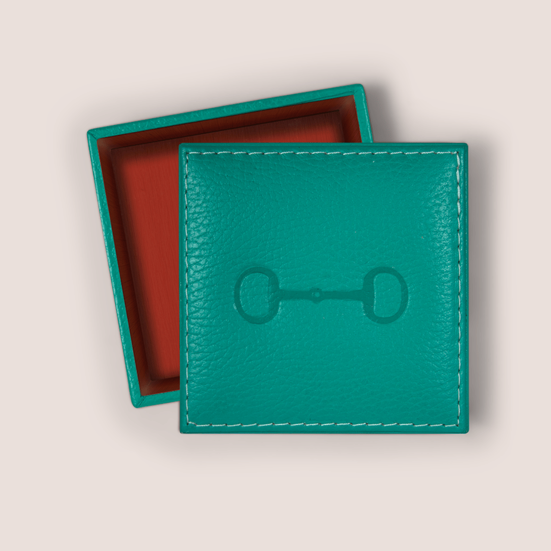 Cajas de piel con diseño ecuestre