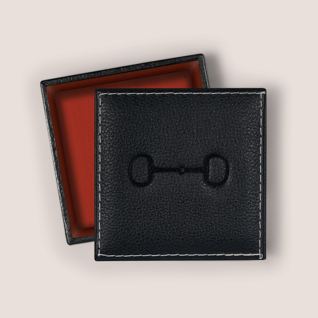 Cajas de piel con diseño ecuestre