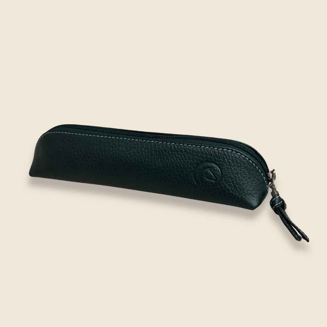 Estuche de piel