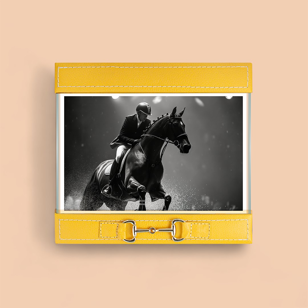 Saddle photo frame