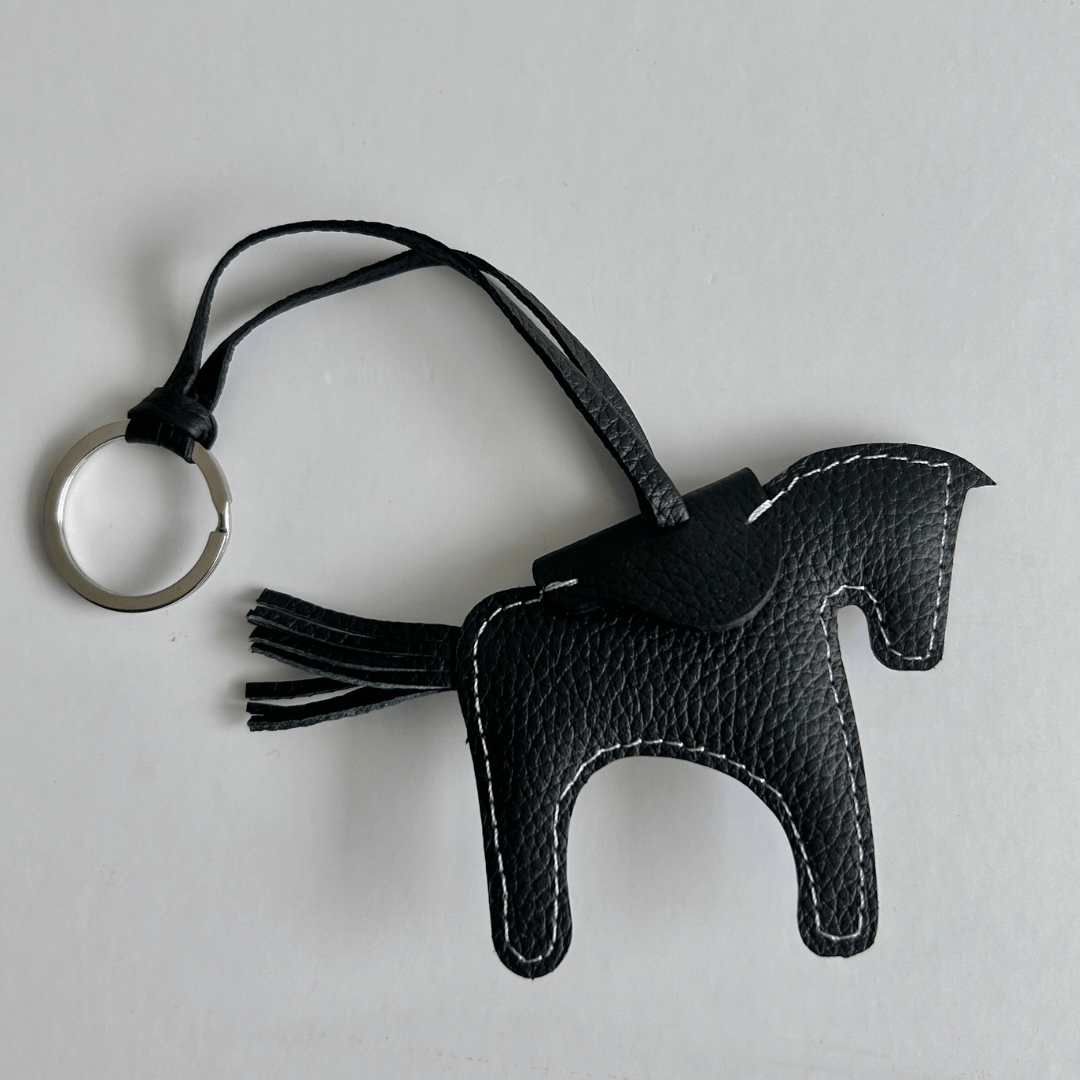 Llavero elegante de piel