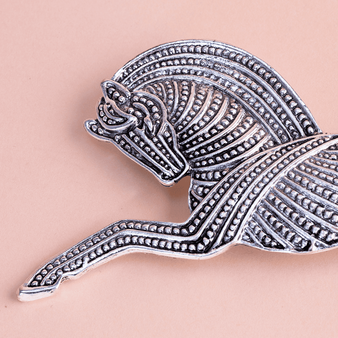 Dawn brooch