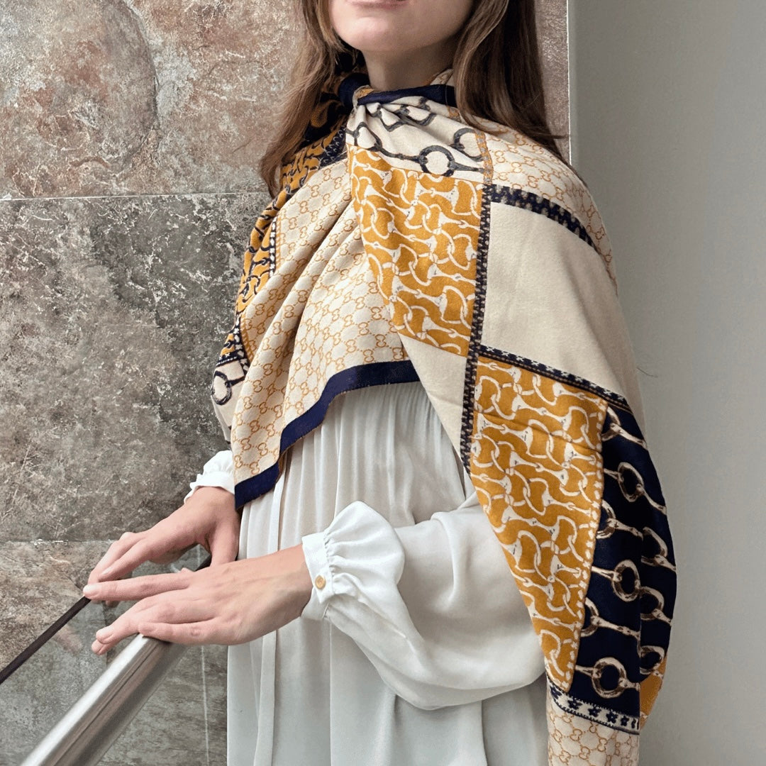 Pashmina elegante diseño ecuestre
