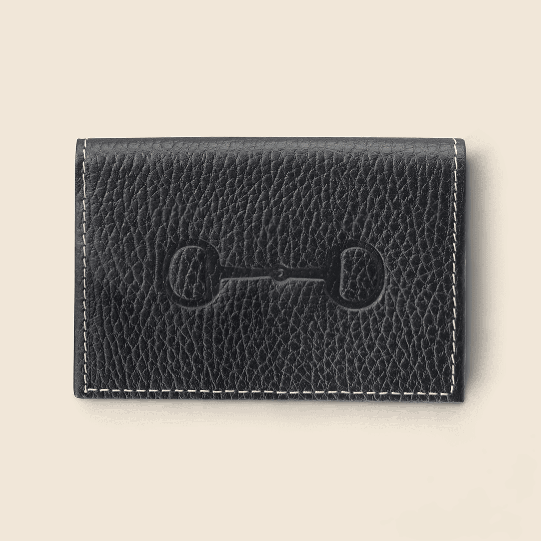 Hecho de piel a mano