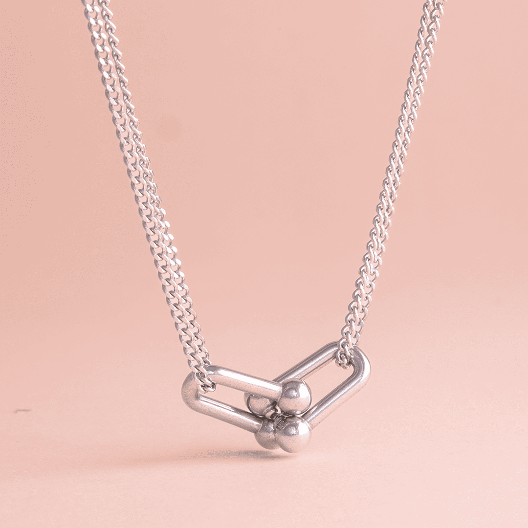 Union necklace